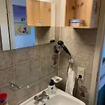 Tiny W/ Balcony And Seaview, Even Out Of Your Bed ! アパート オステンド