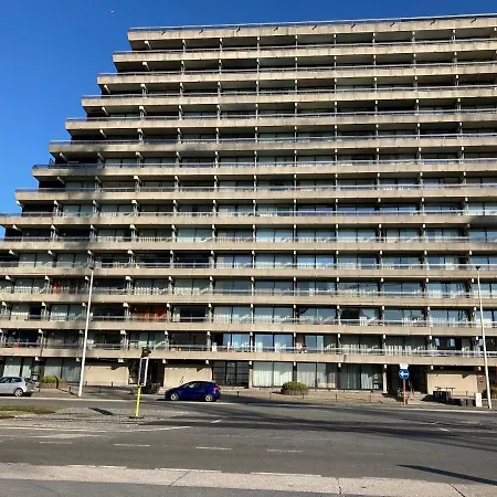 Tiny W/ Balcony And Seaview, Even Out Of Your Bed ! Daire