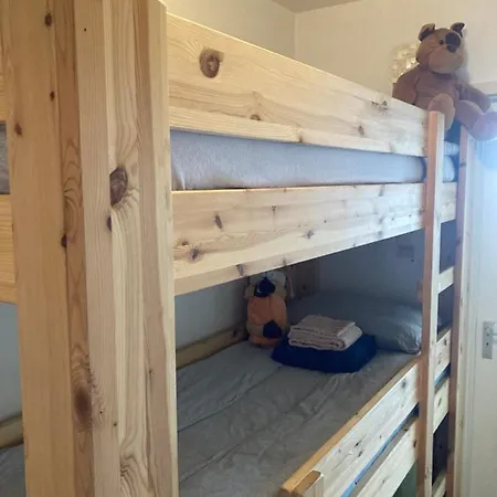 Lägenhet Tiny W/ Balcony And Seaview, Even Out Of Your Bed ! *