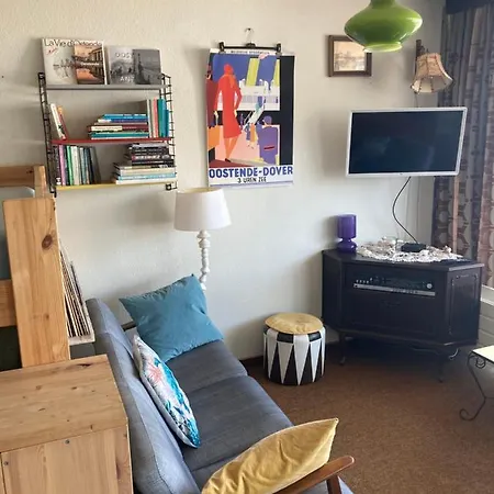 Tiny W/ Balcony And Seaview, Even Out Of Your Bed !